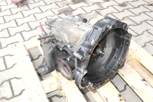 VW Passat 3B A4 Automatikgetriebe Getriebe Automatik DFK CSM 1.9 TDI 81kw AFN (153342)