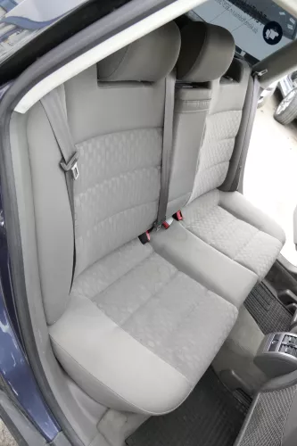 Audi A6 4B Avant Kombi Rückbank Rücksitzbank Sitz Rücksitz 3 Punkt swing dunkelg (153947)