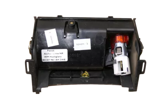 VW Passat 3B 3BG Aschenbecher Zigarettenanzünder vorne Dekor Holz (154340)