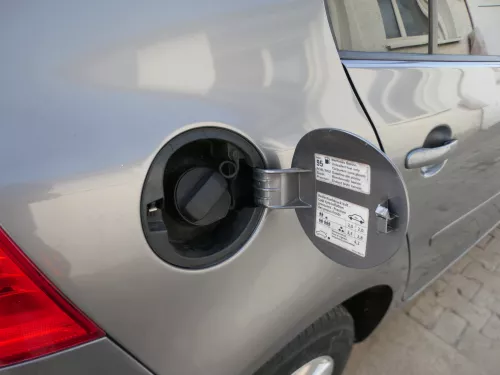 VW Golf 5 Tankdeckel Klappe Tankklappe Deckel Tank grau LA7T (154719)