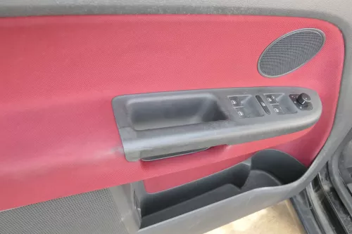 VW Golf Plus 5M 4x Türverkleidung Verkleidung Tür vorn hinten links rot (154921)