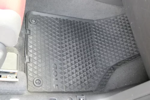 4x Original VW Golf Plus 5M Fußmatten Fußmatte vorne links rechts hinten Gummi (154927)