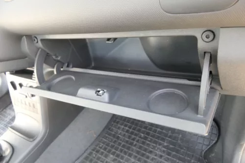 VW Lupo Seat Arosa Handschuhfach Fach Griff Klappe schwarz 6E1857101 (154950)