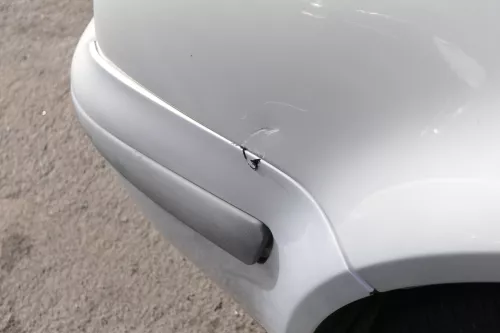 VW Golf 4 Stoßstange vorne Stoßfänger vorn vorne silber LB7Z satinsilber (155182)