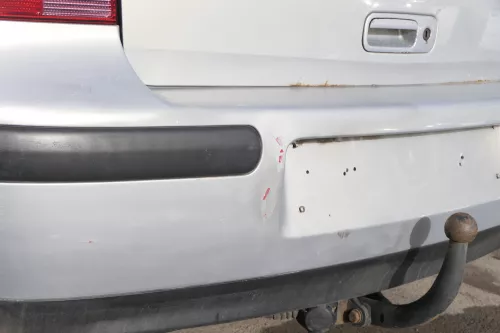 VW Golf 4 Limousine Stoßstange hinten Heckstoßstange Stoßfänger silber grau (155189)