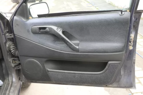 VW Passat 3A Variant Türverkleidung Verkleidung Tür vorne hinten links schwarz K (155421)