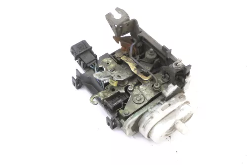 Audi A6 4A Tür Türschloß Zentralverriegelung vorne links 4A1837015G