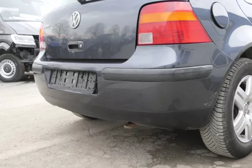 VW Golf 4 Limousine Stoßstange hinten Heckstoßstange Stoßfänger blau grau LC7V (155501)