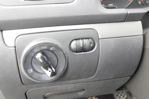 VW Golf 5 1K Verkleidung Abdeckung Dekor silber links + rechts titan grau (155520)