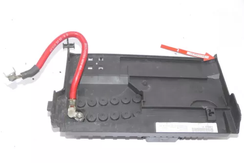 VW Polo 9N 9N3 Ibiza Kasten Abdeckung Batterie Sicherungsträger Sicherung (155621)