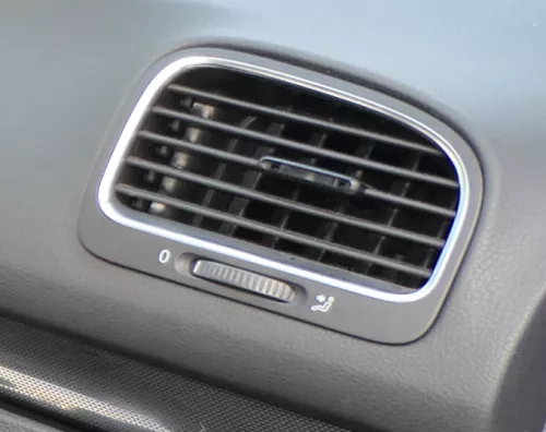 VW Golf 6 Lüftungsdüse Düse Lüftung Frischluftausströmer rechts 5K0819710D (155628)