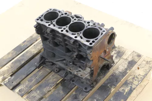 VW Passat 3C Motorblock Motor 2,0 TDI 103kw BMP 140PS NUR BLOCK (155636)