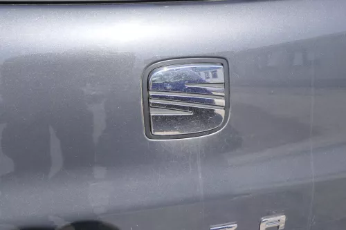 Seat Ibiza 6L Heckklappe Klappe hinten Kofferraumklappe grau LS7Z ohneBremsleuch (155688)