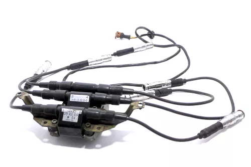 Audi A6 4A A8 4D 2,8 2,6 Benziner Zündspule 078905101A ABC AEJ + Kabel (155786)