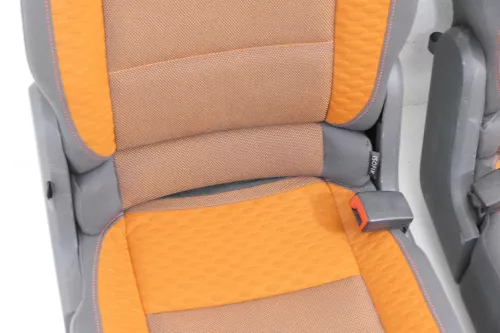 VW Touran Sitz Sitze hinten 1.Reihe Rücksitz alle 3 Stück Isofix Cross orange (155850)