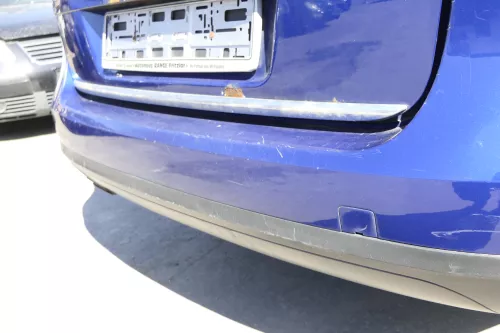 VW Passat 3C Kombi Stoßstange hinten Heckstoßstange Stoßfänger blau LC5E (156249)