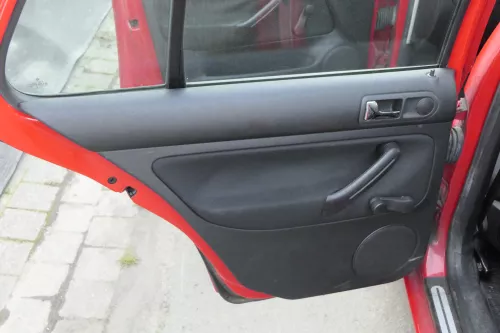 VW Golf 4 1J Limousine Türverkleidung Verkleidung Tür vorne hinten links rechts (156323)