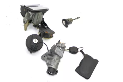 Seat Ibiza 6L Schloßsystem 1xTürschloß Heckschloß 1x Schlüssel Schloß Zündschloß