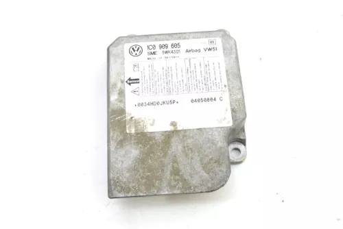 Skoda Octavia 1U Steuergerät Airbag Airbagsteuergerät 1C0909605 Index 06