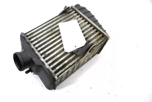 VW Passat 3A 35i Ladeluftkühler Ladeluft Kühler 3A0145805A AFN 1Z (156984)