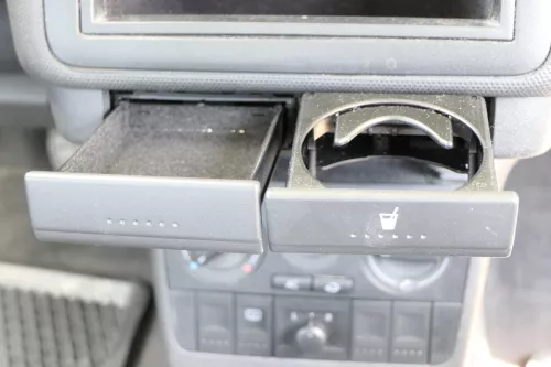 Seat Arosa VW Lupo Becherhalter Dosenhalter unten geschraubt schwarz 1 (157057)