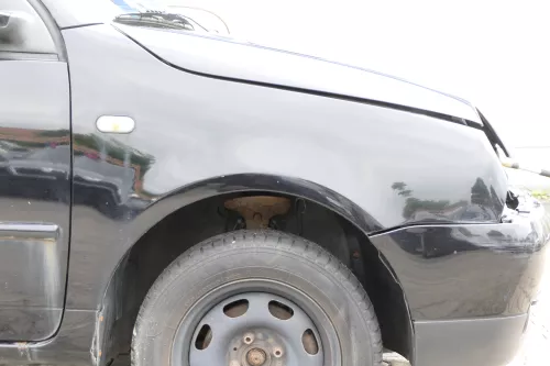 VW Lupo 6X Kotflügel vorne rechts schwarz L041 uni black