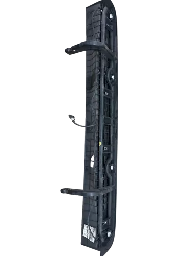 Iveco Daily Stoßstange hinten Heckstoßstange Stoßfänger Stufe Trittstufe PDC (157309)