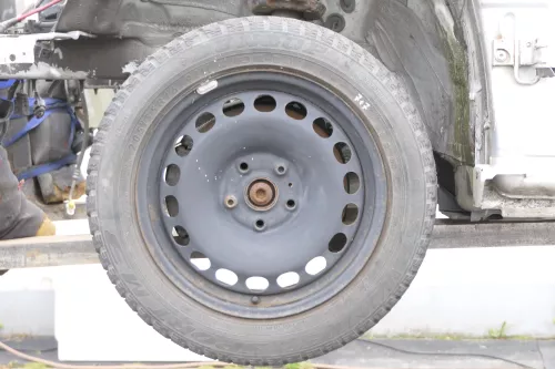 VW Passat 3C Golf Reifen Winterrreifen M&S 205/55 R16 94H Felgen 5-7mm (157450)