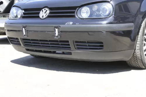 VW Golf 4 Stoßstange vorne Stoßfänger vorn schwarz LC9Z Frontstoßstange (157721)