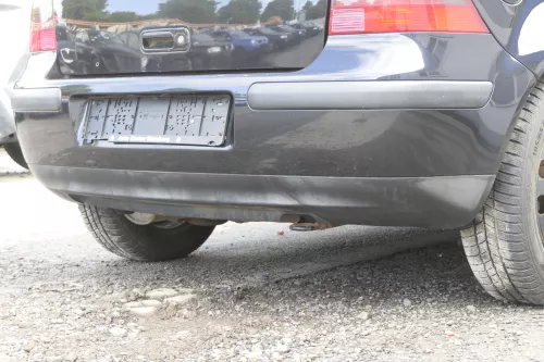 VW Golf 4 Limousine Stoßstange hinten Heckstoßstange Stoßfänger schwarz LC9Z p (157736)