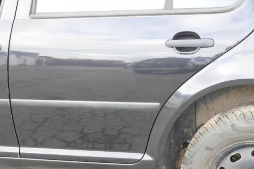 VW Golf 4 Limousine Tür hinten links schwarz LC9Z blackmagic (KEINkombi) p (157740)