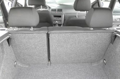 Golf 4 Limousine Sitz Rückbank Rücksitzbank Sitzfläche Sitze Kopfstützen schwarz (157744)