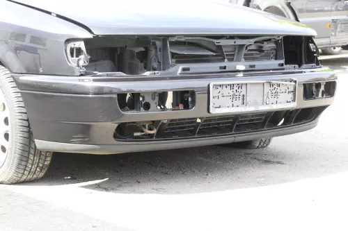 VW Passat 3A 35i Stoßstange vorne Frontstoßstange Pralldämpfer schwarz LC9Z GL G (157928)