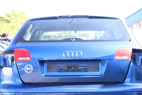 Audi A3 8P 4/5-Türer Heckklappe Klappe Schei hinten blau LZ5C ohne Anbauteile (157961)