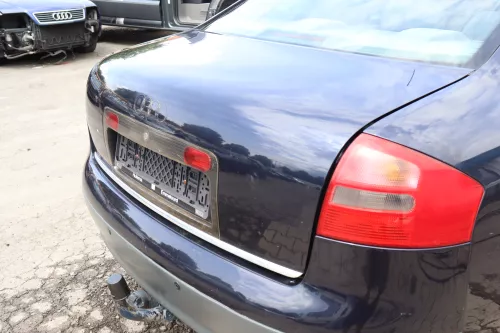 Audi A6 4B Limousine Kofferraumklappe hinten Heckklappe Deckel blau LZ5L ming (157995)