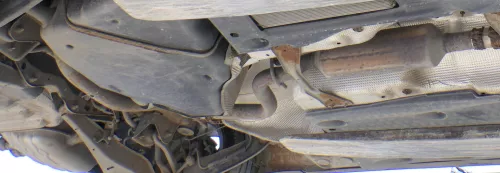 VW Passat 3C Auspuff Endschalldämpfer Mittelschalldämpfer 2,0 TDI BKP 103kw BMA (158294)