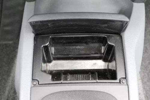 Skoda Fabia 6Y Aschenbecher vorne 6Y0857951B 47H vorn (158348)