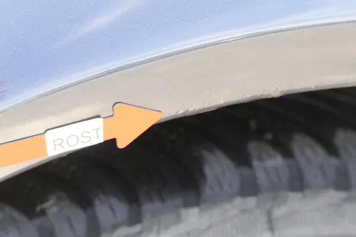 VW Passat 3BG Kotflügel vorne links grau blau LC5F (kein Blinkerloch) - Rost (158583)