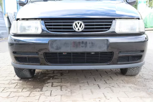 VW Polo 6N Kühlergrill Grillleiste vorne Leiste + Grill schwarz LC9Z blackmagic