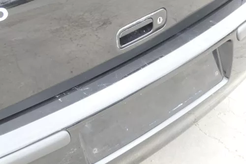 VW Polo 6N2 Stoßstange hinten Heckstoßstange Stoßfänger schwarz L041 (158927)