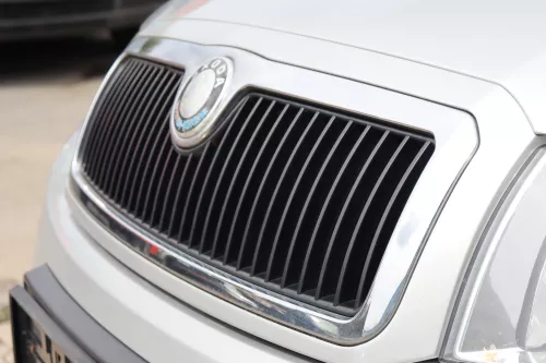 Skoda Fabia 6Y Motorhaube KLappe vorne silber grau LF7T OHNE Grill KEIN-GRILL (159093)