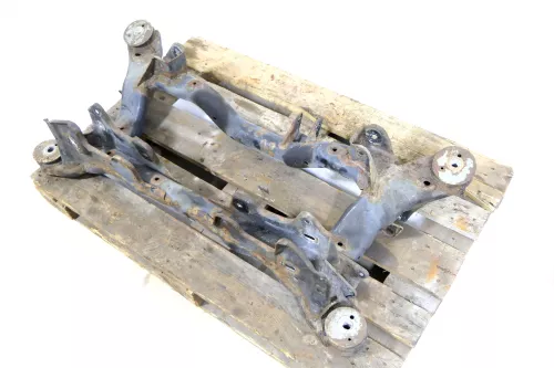 Audi A6 4B Quattro Allrad Achse hinten Hinterachse Achsträger Aggregateträger (159147)