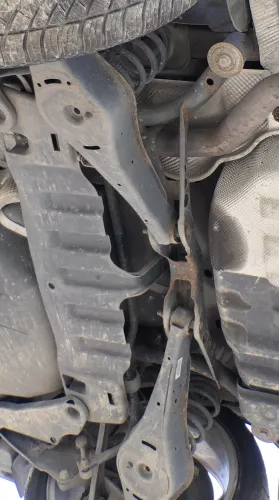 VW Passat 3C Feder hinten Federn 2x 3C0511115AF 1x weiß 1x lila 1x orange