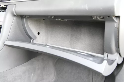 Audi A6 4B C5 Handschuhfach 4Z7857035  6PS soul schwarz (159342)