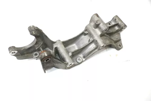 VW Golf 4 Bora Halter Konsole Lichtmaschine Träger 071260089B AGZ 2,3 (159375)