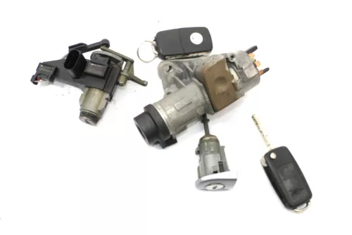 VW Polo 9N 9N3 Schloßsystem 2x Tür Heckschloß 2x FunkSchlüssel Schloß Zündschloß