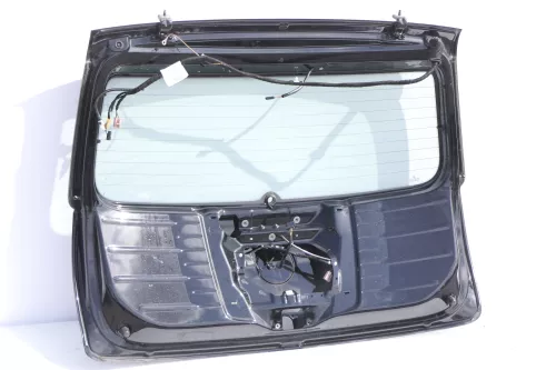 VW Fox 5Z Heckklappe Kofferraumklappe Klappe hinten + Scheibe schwarz L041 uni d (159474)