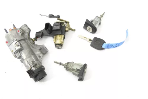 VW Polo 9N 9N3 Schloßsystem 2x Tür Heckschloß 1x Schlüssel Schloß Zündschloß