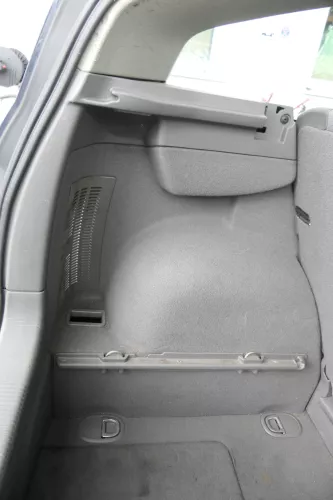 Audi A2 8Z Abdeckung Verkleidung Kofferraum hinten links 8Z0863879F d-grau swing