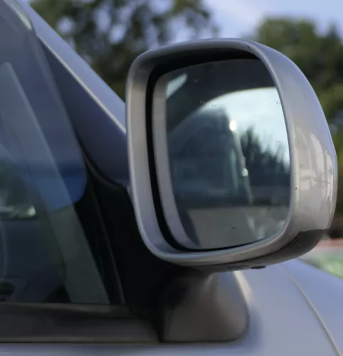 VW Polo 6N2 manueller Spiegel Außenspiegel rechts außen silber LB7Z + Glas (159610)